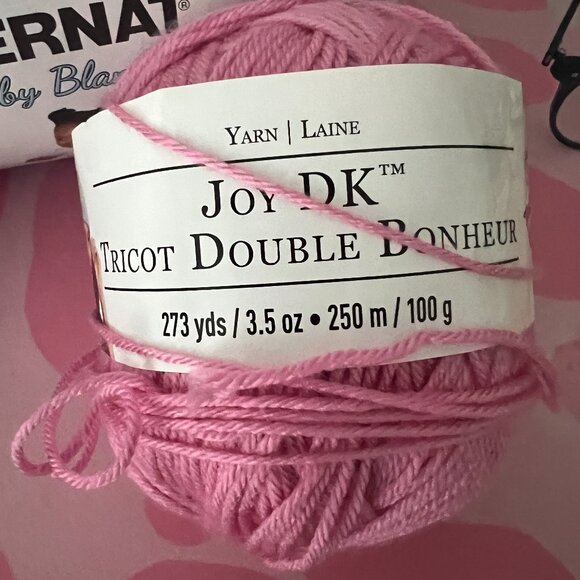 NWT Loops & Threads Double Bonheur 3.5oz Yarn JY04 Blossom Fleur - Picture 1 of 1